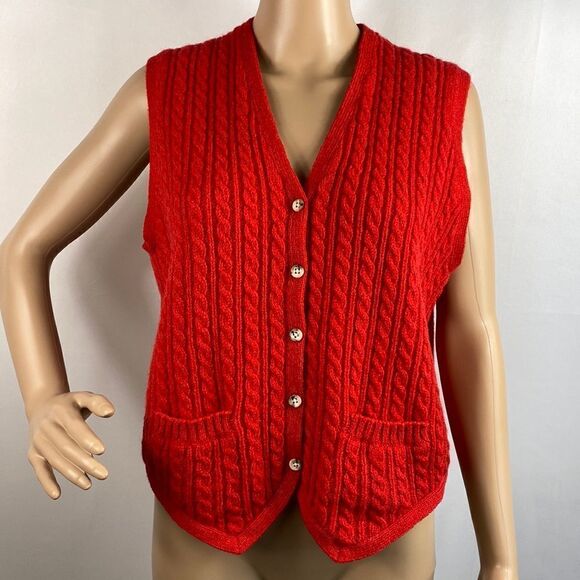 Corporate Woman red 100% wool button front sleeveless sweater size L - Picture 1 of 7